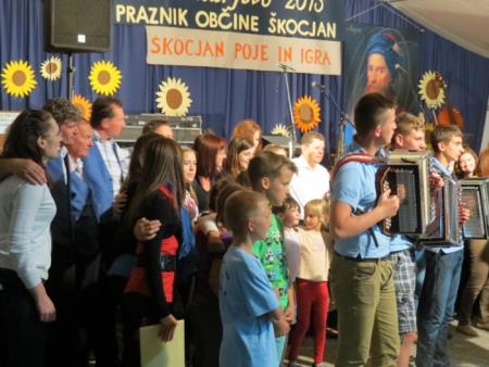 KNOBLEHARJEVO 2013 - ŠKOCJAN POJE IN IGRA 226